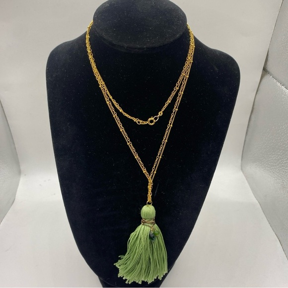 Babs Tassel Necklace Gold plated 32” in - Picture 3 of 8